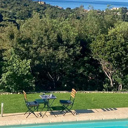 فندق مبيت وإفطار Maison Vue Mer Sur Les Iles D Or