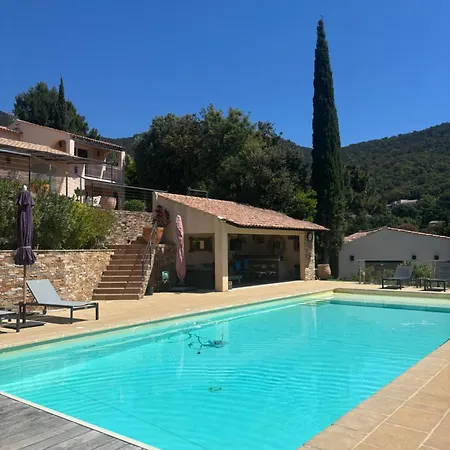 Maison Vue Mer Sur Les Iles D Or فندق مبيت وإفطار *