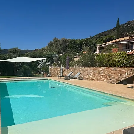 فندق مبيت وإفطار Maison Vue Mer Sur Les Iles D Or