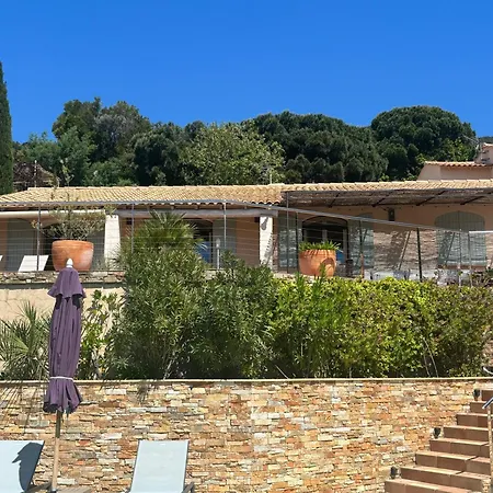 فندق مبيت وإفطار Maison Vue Mer Sur Les Iles D Or *